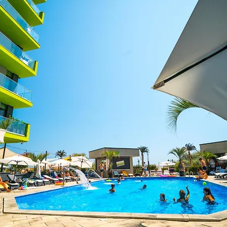 Sunny Vibe - Indoor Pool & شقة *
